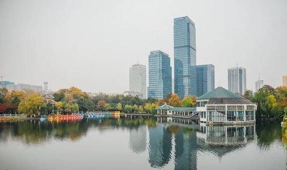 原创 如果冬天有颜色,那一定在杏花公园26