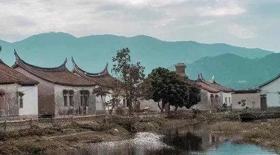 原创 被央视多次打卡，距漳州港15分钟的古村落！16