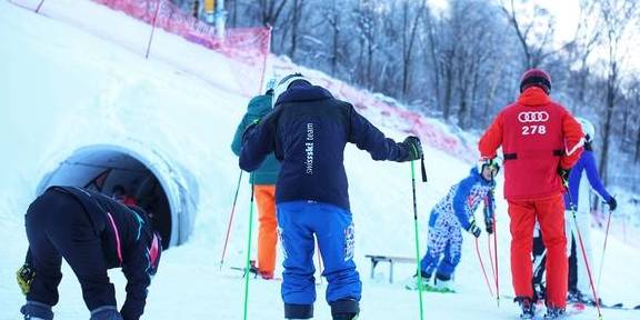 原创 「盘点」吉林四大知名滑雪场,滑雪还能赏雾凇,南方人从来没见过5