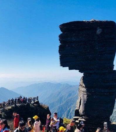 原创 下雪的梵净山，你一定没有亲眼看过，银装素裹，满地雪白7