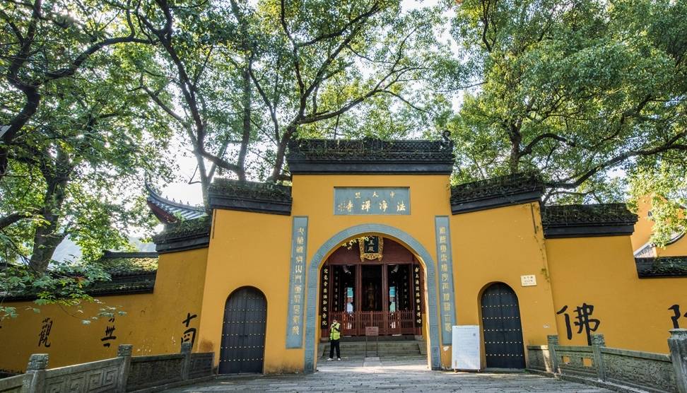 原创 杭州第一网红寺庙,位于灵隐寺附近,和附近庙宇合称三天竺5