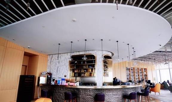 原创 福州最高的星空酒廊下午茶,榕城江景尽收眼底,你来过吗?2