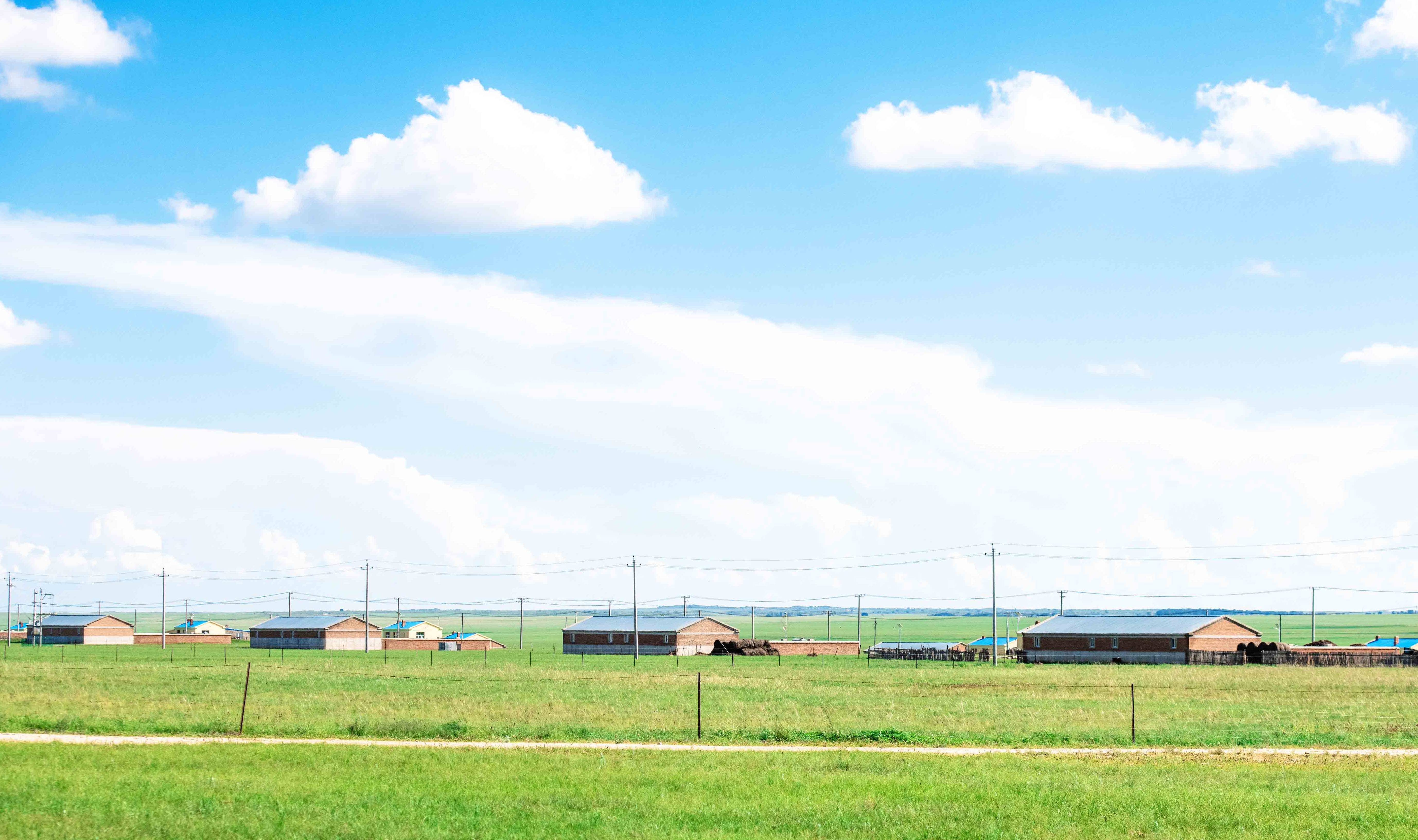 原创 内蒙古哪儿草原最美?这里有变幻莫测的美景,旅行达人强烈推荐!9