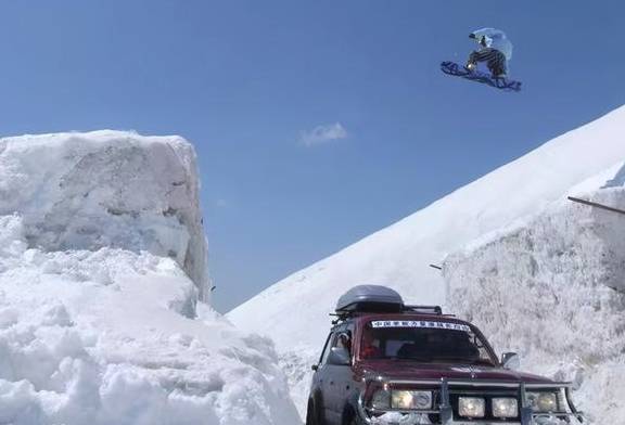 原创 冬季来长白山不封山只疯玩！长白山粉雪节启动12