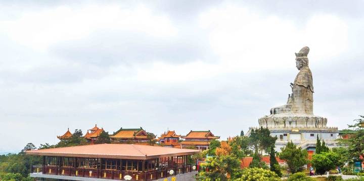 原创 约上汉服小姐姐携清风同游，周末去东莞观音山看“花雪”吧1