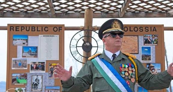 原创 美国沙漠中的国中国:全国仅0.44平方公里,总统给你当导游2