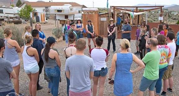 原创 美国沙漠中的国中国:全国仅0.44平方公里,总统给你当导游4