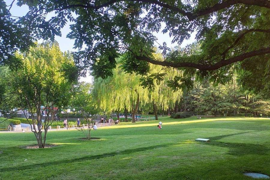 原创 德胜门外一线的两座现代公园,一座欧式一座日式4