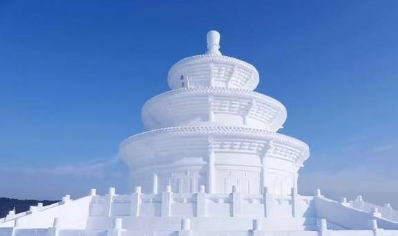 原创 带你玩转冰雪王国!体验冰灯雪雕冬捕节6