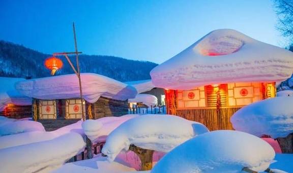 原创 带你玩转冰雪王国!体验冰灯雪雕冬捕节34