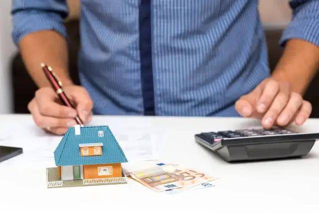 原创 2021年地产信托违约频发，昔日伙伴对簿公堂！信托机构如何脱身？4