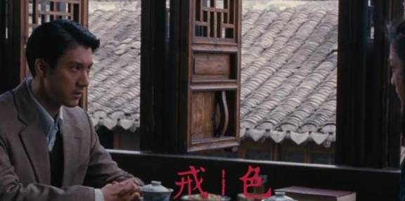 原创 到新场第一楼“演”一幕民国剧,沉浸式“人间剧场”服务员都是戏精2