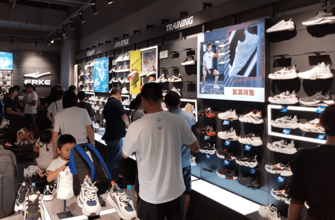 网易有道周枫发内部信:义务教育阶段学科培训正式画上句号2