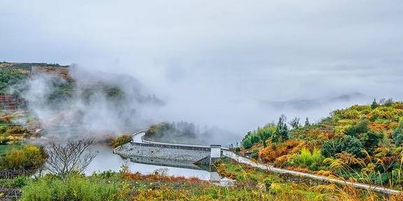 原创 冷空气过后的温州苍南,云雾缭绕海岸山头,雨后世界宛如仙境7