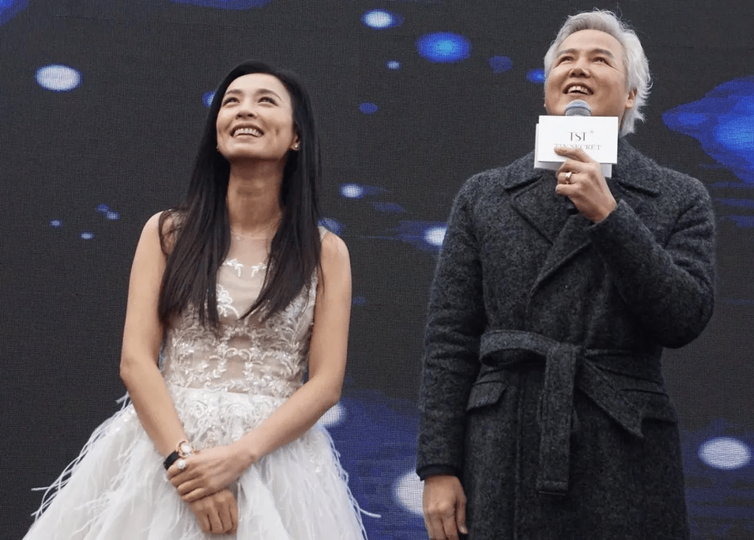 “微商教母”张庭被查2