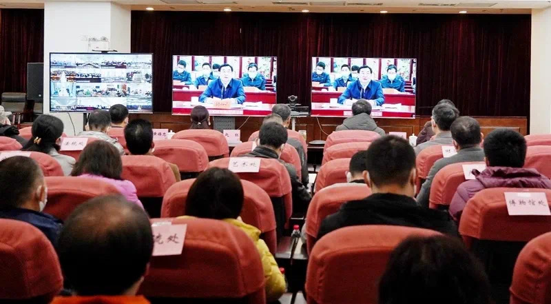 广东：筑牢双节旅游安全生产防线1