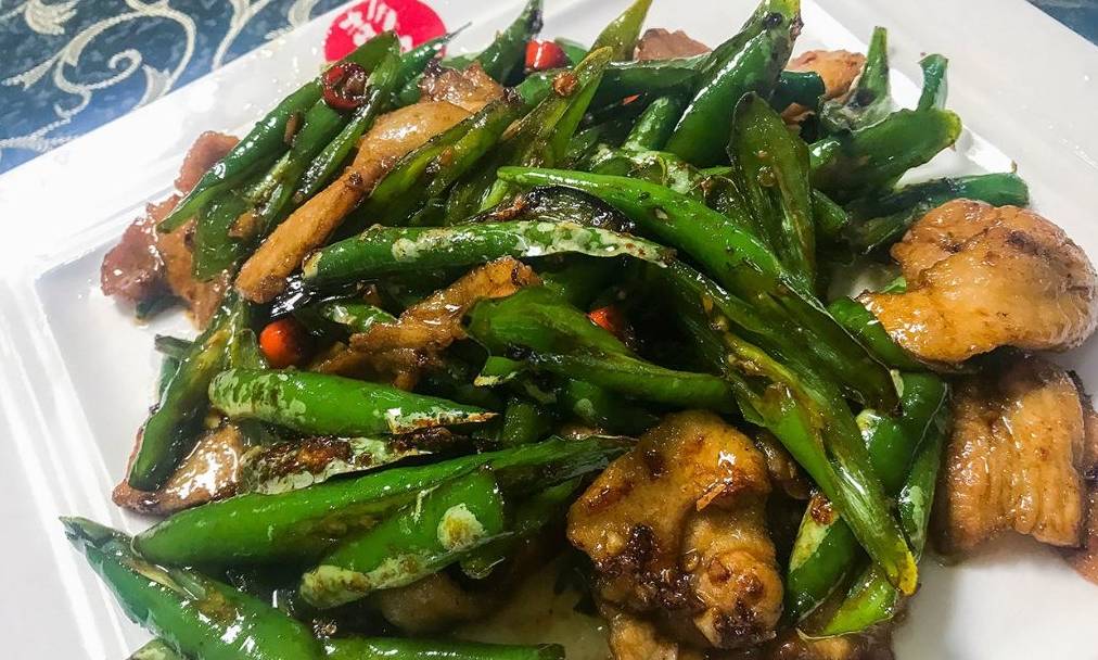 原创 6个人去三亚一餐厅吃饭，七个菜花了465块，你觉得价格如何？9