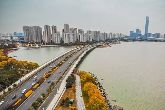 原创 在金鸡湖畔邮轮式的度假,偷得浮生半日闲1