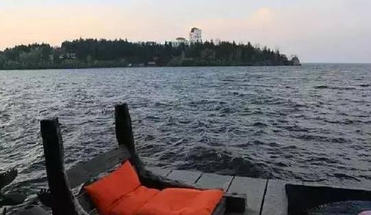 原创 坐船才能到的“太阳宫”,杨丽萍家也太惊艳了,当真是孔雀公主8