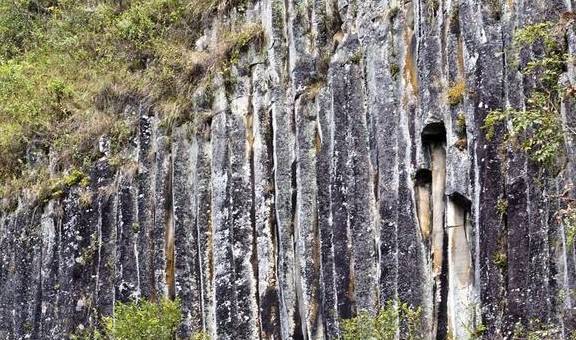 原创 奇特的火山遗迹,神奇的自然景观,大自然精雕细琢的完美艺术品14