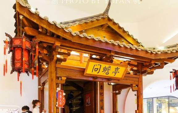 重庆洪崖洞太远,东北老板花10亿将其搬进商场,网友称长春分洞7