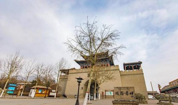 原创 距离西宁1h的这个地方常被人忽视,却是拥有600年历史的古镇10