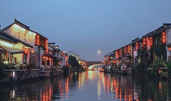 原创 无锡夜色最美的地方，千年古运河尽显古色古香，堪比南京秦淮河1