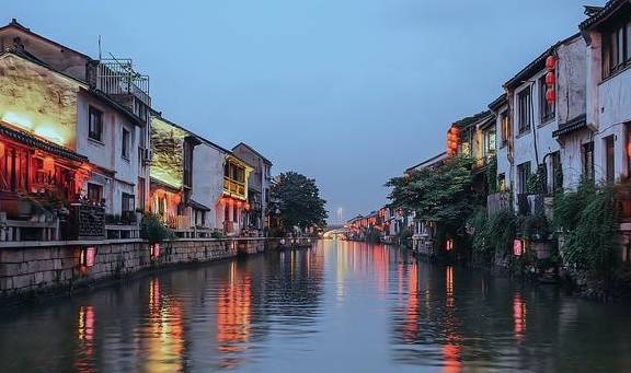 原创 无锡夜色最美的地方，千年古运河尽显古色古香，堪比南京秦淮河3