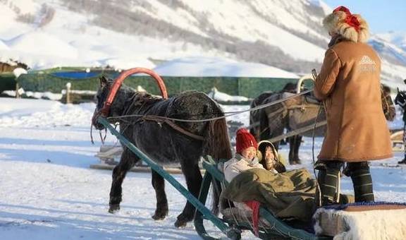 原创 新疆一到冬天,便成了童话本话!又美又仙17