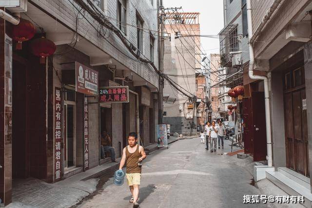 原创 成人用品销量上涨,近7成男性购买,还有33%女性都使用过4