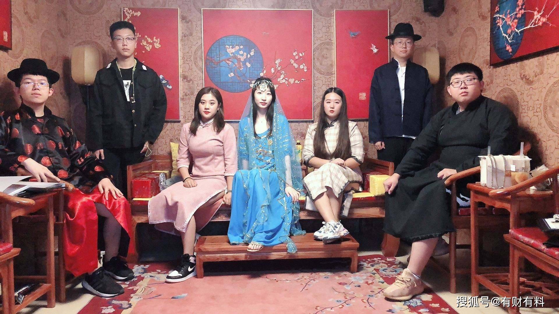 原创 又一“新社交”方式出现？人均消费两三百，满足年轻人的精神诉求2