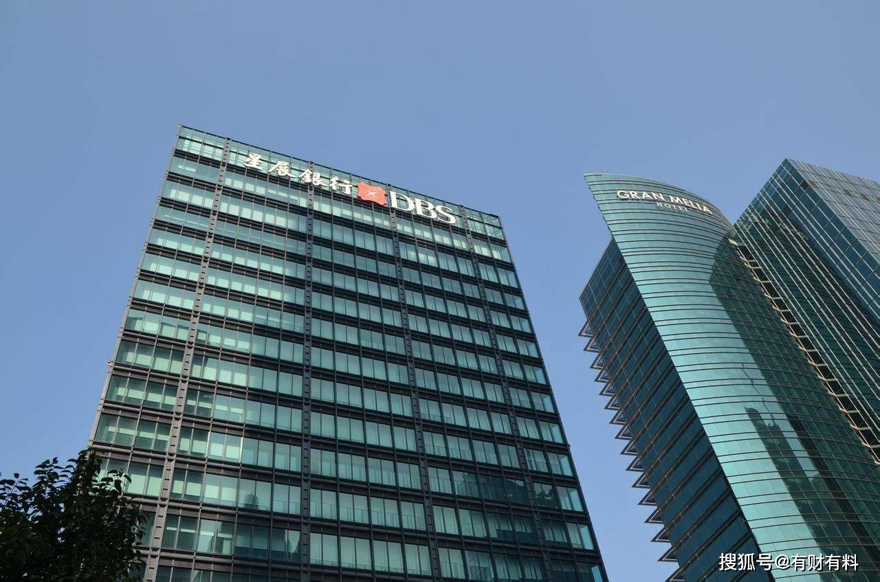 原创 高达几十层的银行,都是用来干嘛的?是为了“充面子”才建的吗?6