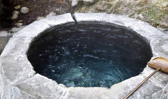 原创 大滚锅、蛤蟆嘴、怀胎井、美女池,数九寒天最热情最温馨的地方5