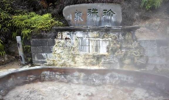 原创 大滚锅、蛤蟆嘴、怀胎井、美女池,数九寒天最热情最温馨的地方6