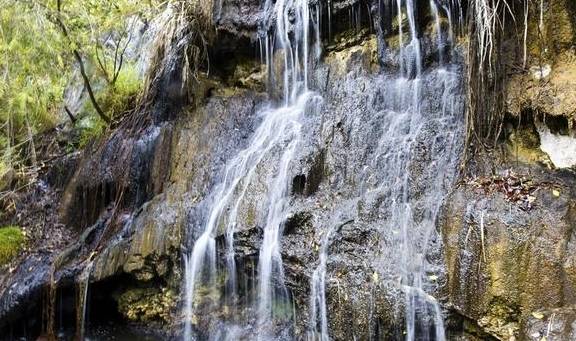 原创 大滚锅、蛤蟆嘴、怀胎井、美女池,数九寒天最热情最温馨的地方10