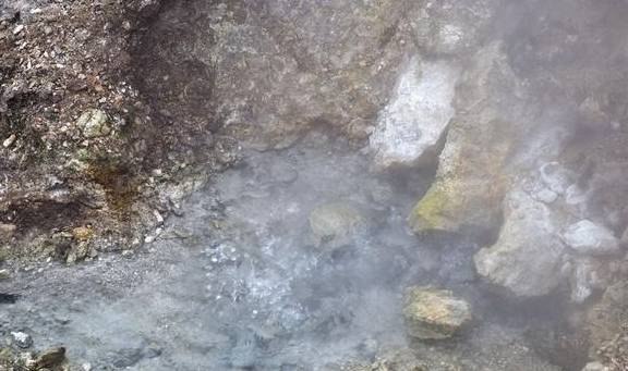 原创 大滚锅、蛤蟆嘴、怀胎井、美女池,数九寒天最热情最温馨的地方13