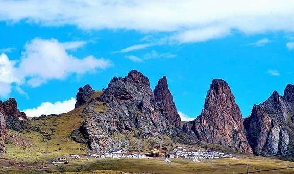 原创 第五次进藏:海拔4800米的孜珠寺,看到你真的不容易2