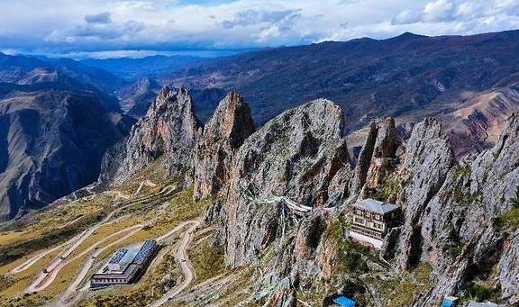 原创 第五次进藏:海拔4800米的孜珠寺,看到你真的不容易7