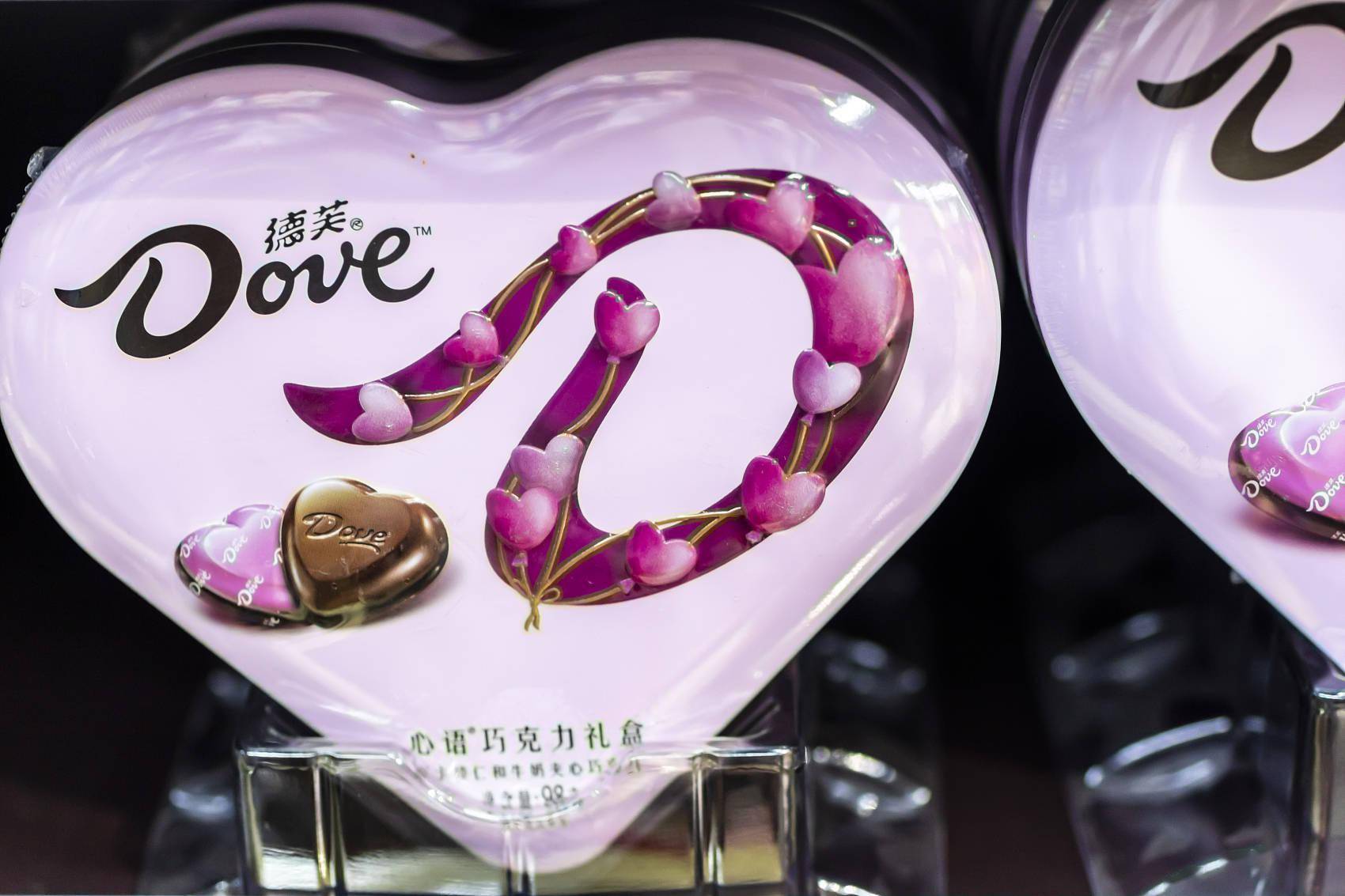 德芙被曝吃出活虫,屡屡换帅的玛氏中国,巧克力早已“不香”了1