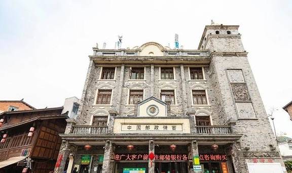 原创 贵州这个百年古镇,曾经是热闹非凡的“小上海”,如今却落寞了10