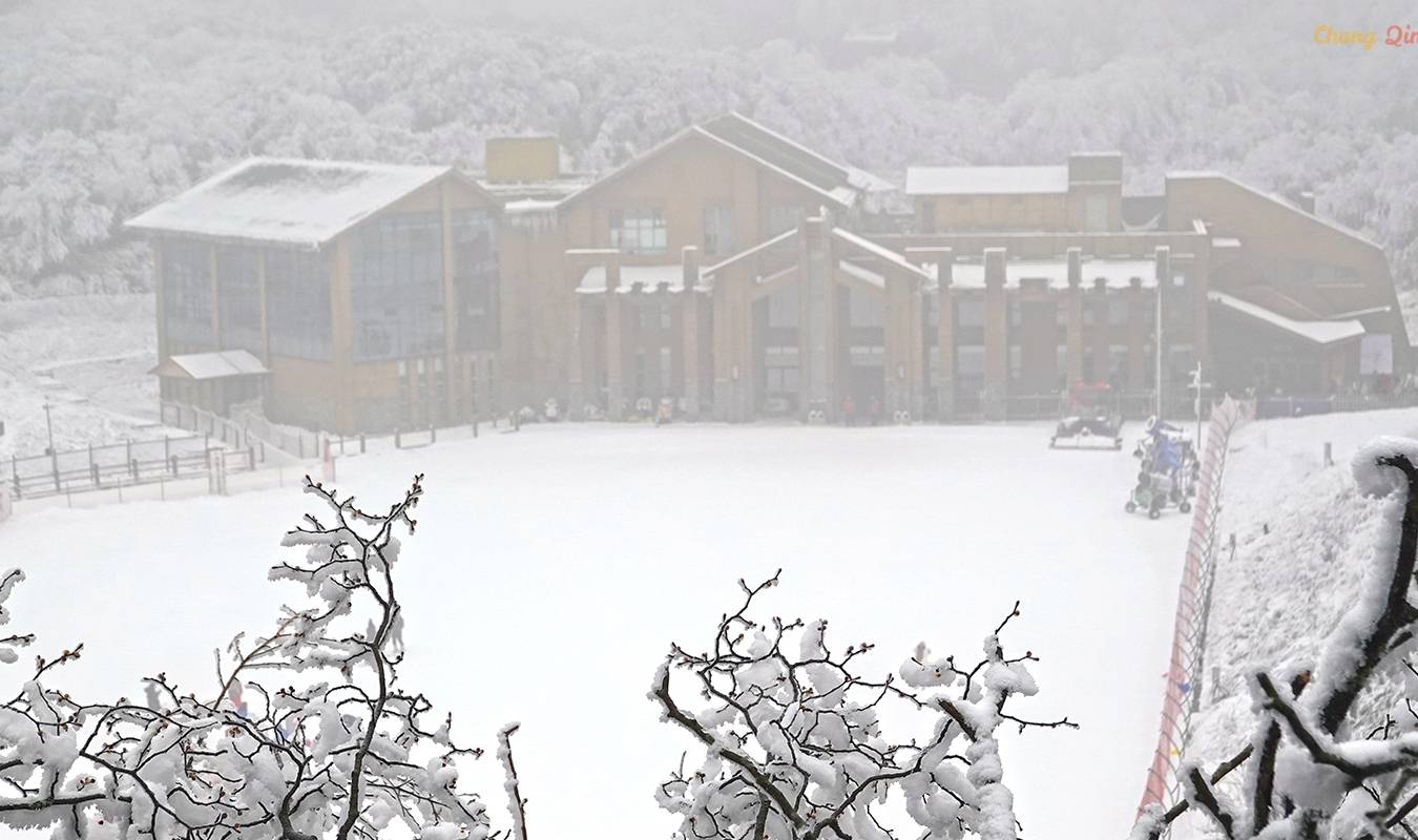 原创 重庆难得的滑雪胜地,冬日里的金佛山,南方人也能看雪了4
