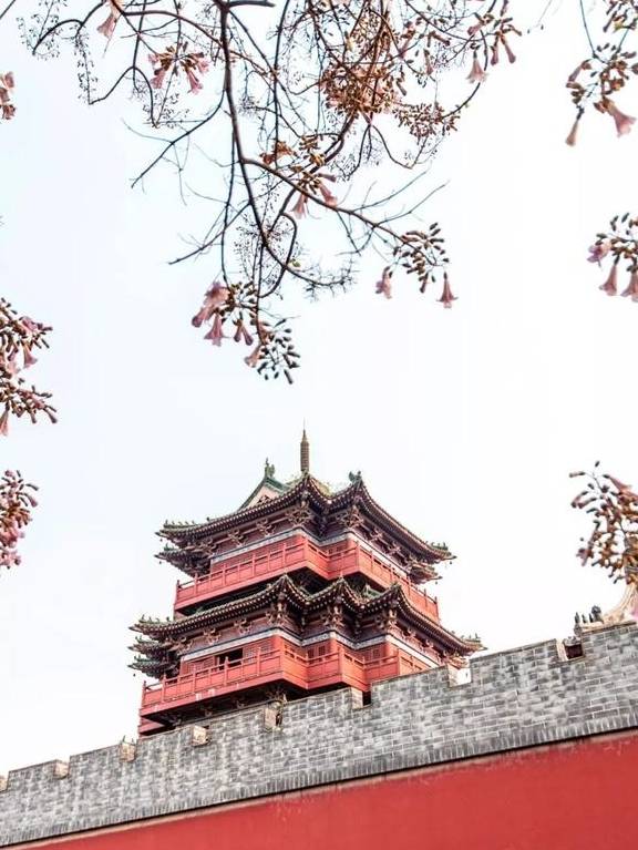 原创 夜夜笙歌、美食无数,南宋第一“网红城市”,如今被严重低估1