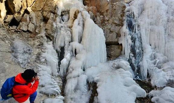 原创 京西门头沟冰瀑群迎来最佳观赏季2