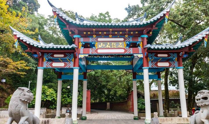 原创 这里是福州的后花园,能俯览福州全景,景区内还有超精彩的石雕!2