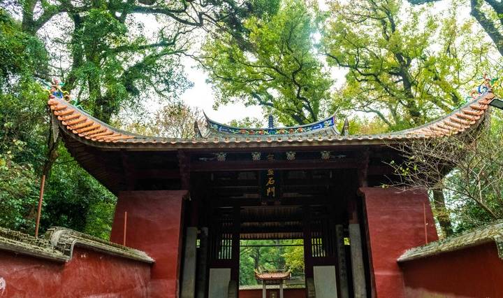 原创 这里是福州的后花园,能俯览福州全景,景区内还有超精彩的石雕!3