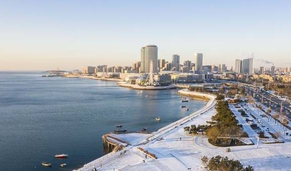 原创 银装素裹的日子,我在皑皑白雪中寻找静谧和美丽,遇见醉美的青岛1