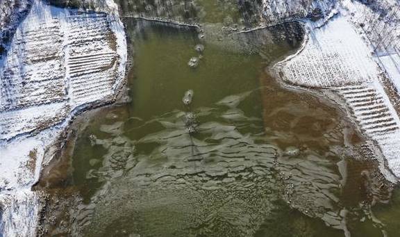 原创 银装素裹的日子,我在皑皑白雪中寻找静谧和美丽,遇见醉美的青岛11