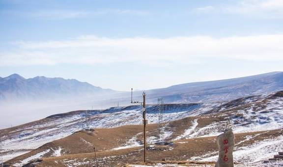 原创 青海湖旅行必经的美景之一,在这里可同时看见太阳和月亮,好神奇12