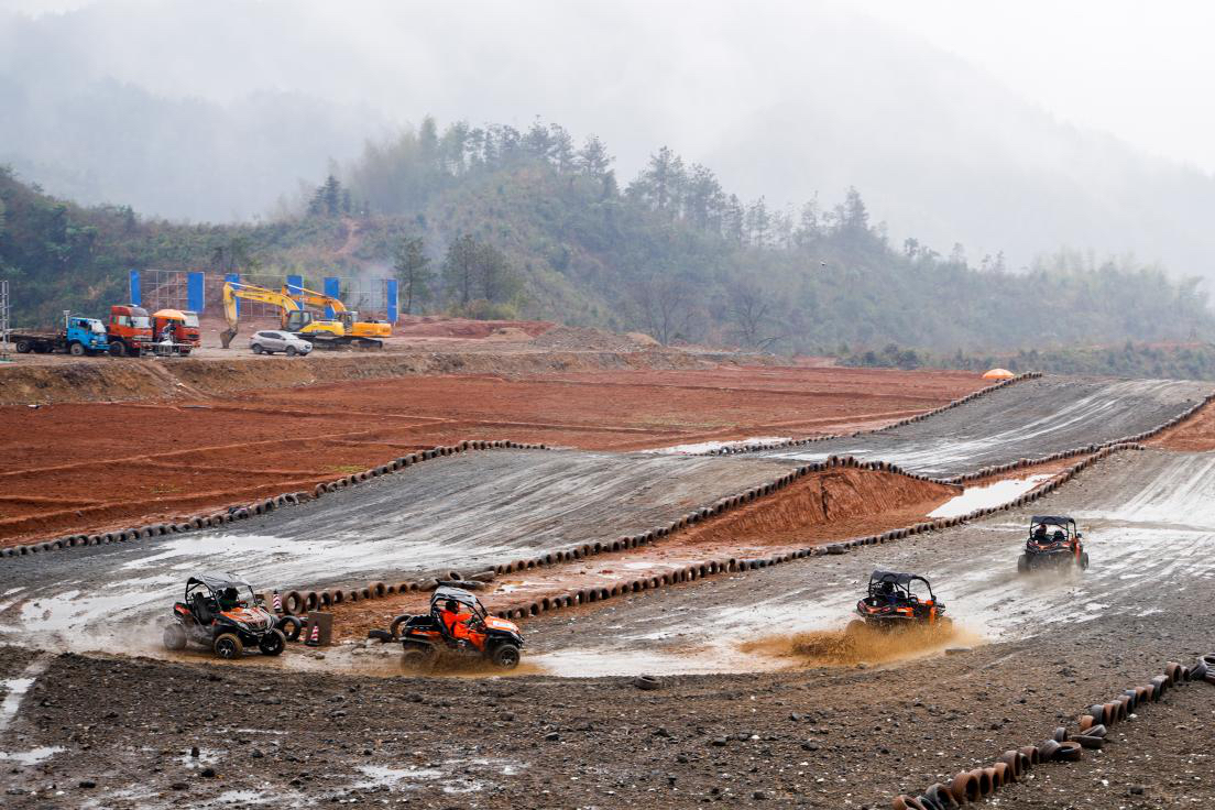湖南安化“汽车场地越野总决赛”落幕1