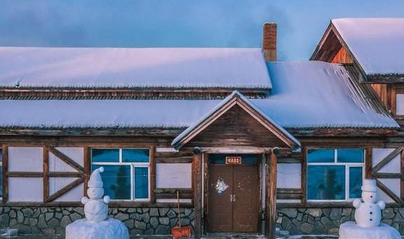 原创 不下雪的降温都是耍流氓!搭国产“雪国列车”,穿着短袖去北极10